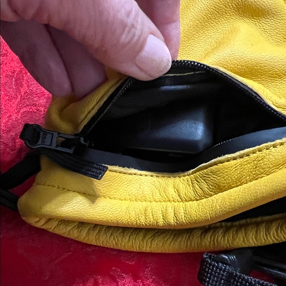 Ororo Yellow Leather Heated Gloves Size M Great Shape Battery Heating - Picture 14 of 16